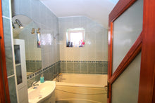 Load image into Gallery viewer, Casa/Vila in Gai