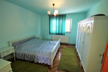 Load image into Gallery viewer, Casa/Vila in Gai