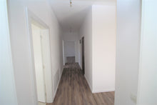 Load image into Gallery viewer, Apartament 3 camere + loc parcare Timişoara, zona Girocului