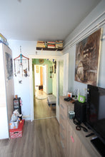 Load image into Gallery viewer, Apartament de vânzare 3 camere Arad, zona Aurel Vlaicu