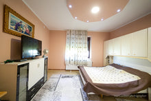 Load image into Gallery viewer, Casa Nadlac (Central)