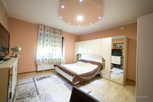 Load image into Gallery viewer, Casa Nadlac (Central)