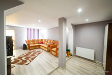 Load image into Gallery viewer, Casa in Arad - Poltur