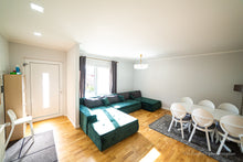 Load image into Gallery viewer, Casa/Vila de vânzare în Bujac