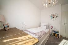 Load image into Gallery viewer, Casa/Vila de vânzare în Bujac