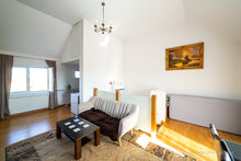 Load image into Gallery viewer, Casa/Vila de vânzare în Bujac
