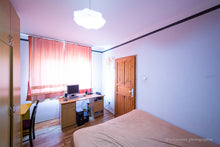 Load image into Gallery viewer, Casa in Bujac