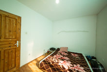Load image into Gallery viewer, Casa in Bujac