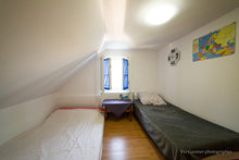 Load image into Gallery viewer, Casa in Bujac