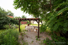 Load image into Gallery viewer, Casa Zimandcuz + Restaurant/local cu terasa de vânzare!!!